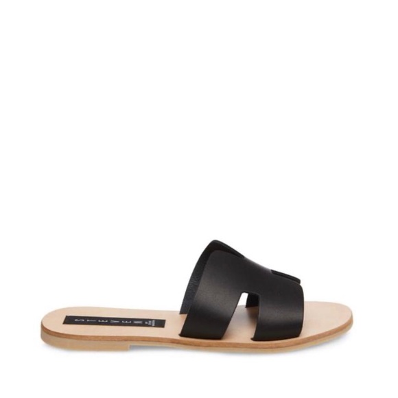 Greece Sandal - Picture 2 of 3